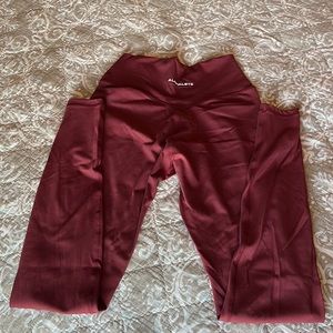 Alphalete alphalux leggings. Size small